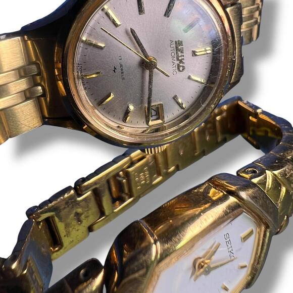 Seiko Women’s Watch Lot – 4205-0160 (Automatic) & 1N00-6R90 (Quartz) – Gold Tone - Picture 2 of 11